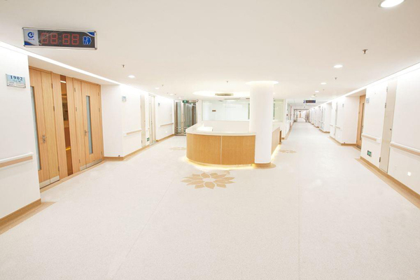 医院走廊塑立得抗菌墙面涂料