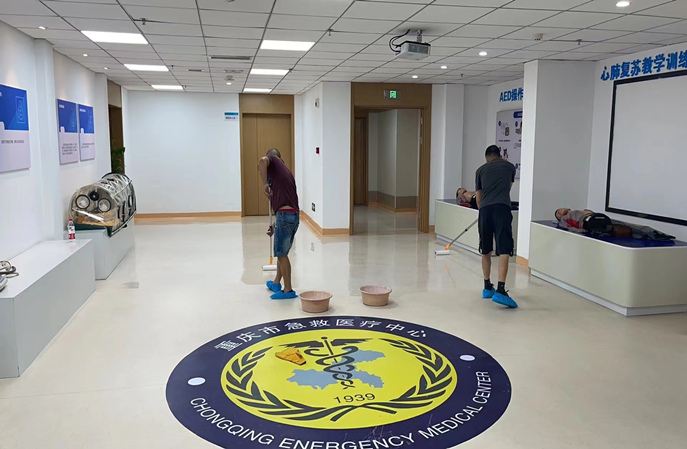 在PVC地板的保养使用塑立得和打蜡方法在耐磨方面有什么不同